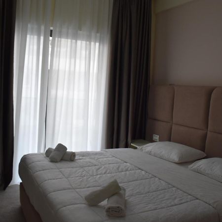 Hotel Vivas Durrës Exterior foto
