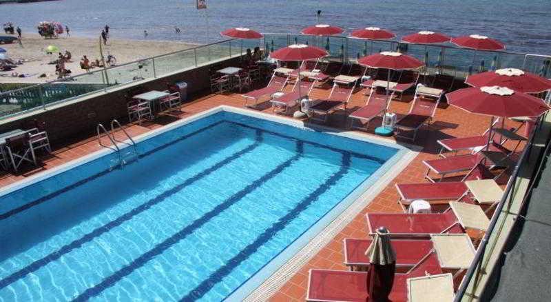 Hotel Vivas Durrës Exterior foto