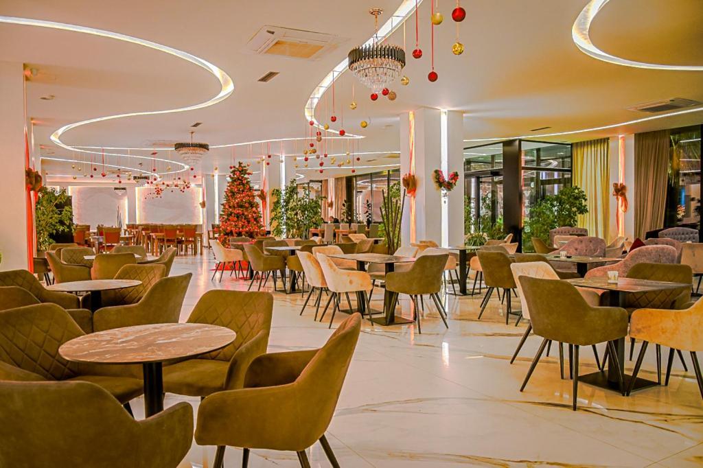 Hotel Vivas Durrës Exterior foto